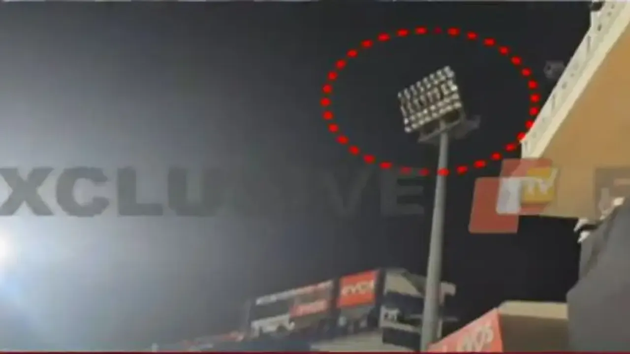 Floodlight glitch disrupts India-England match at  the Barabati Stadium in Cuttack