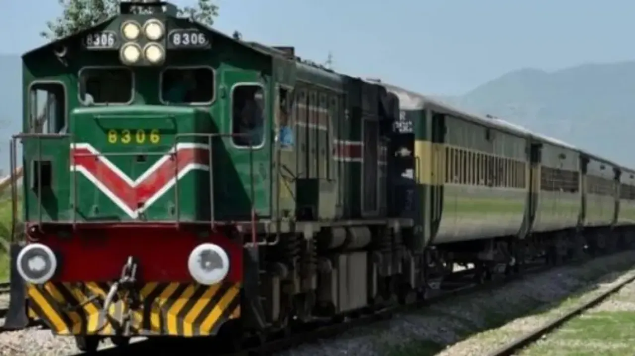 Train with over 120 passengers attacked and hijacked in Pakistan