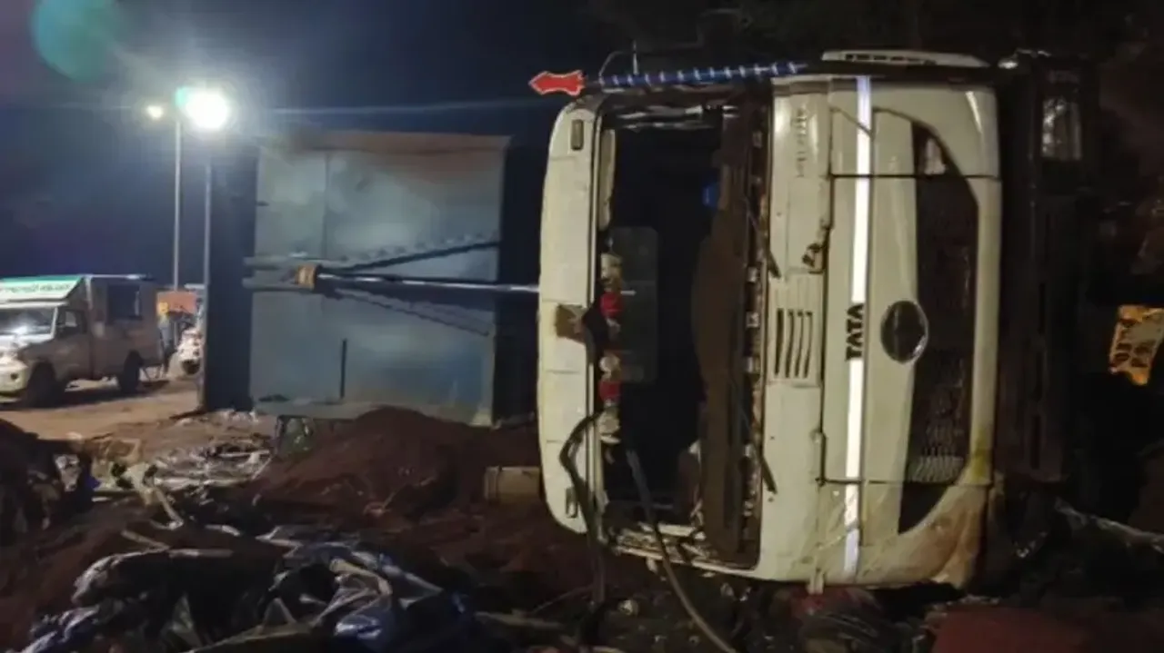 3 dead, 2 others critically injured after Hyva truck rams into tea stall in Odisha