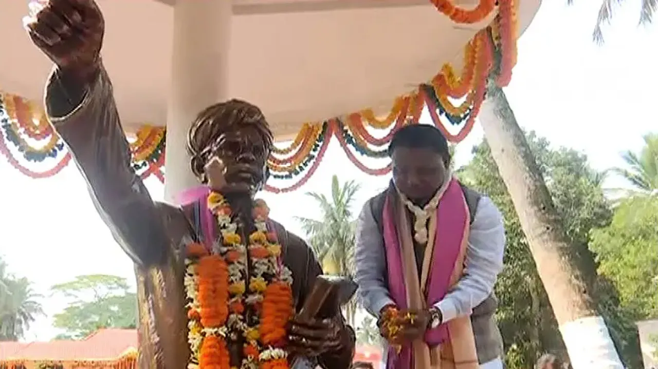 Odisha celebrates Utkal Dibas; state-level event held at Madhusudan Das’ native village