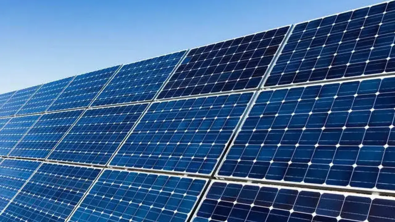 Solar module manufacturing unit