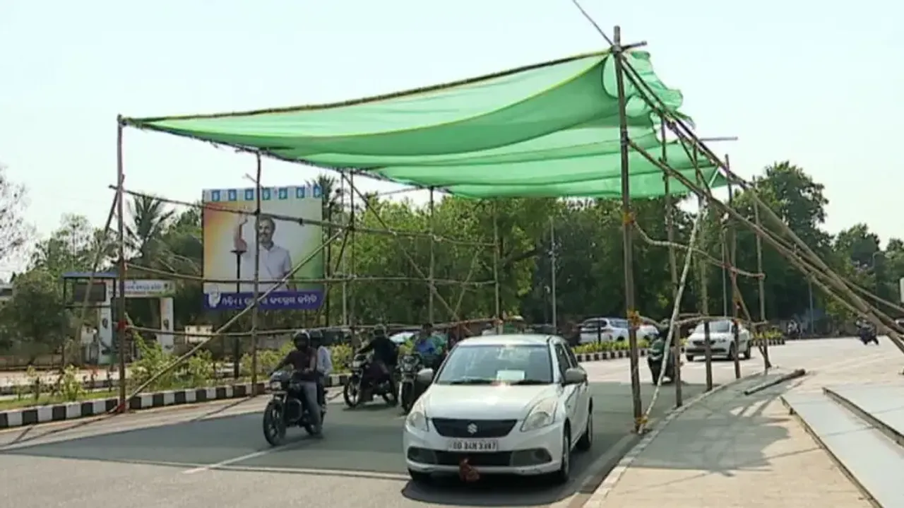 Temporary BMC sheds near traffic posts in Bhubaneswar spark public discontent amid heatwave