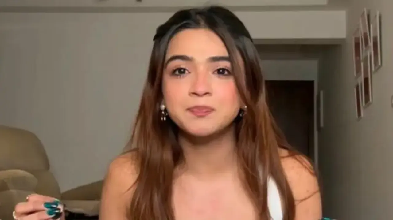 Apoorva gets rape, acid attack threats after attending Samay Raina’s show