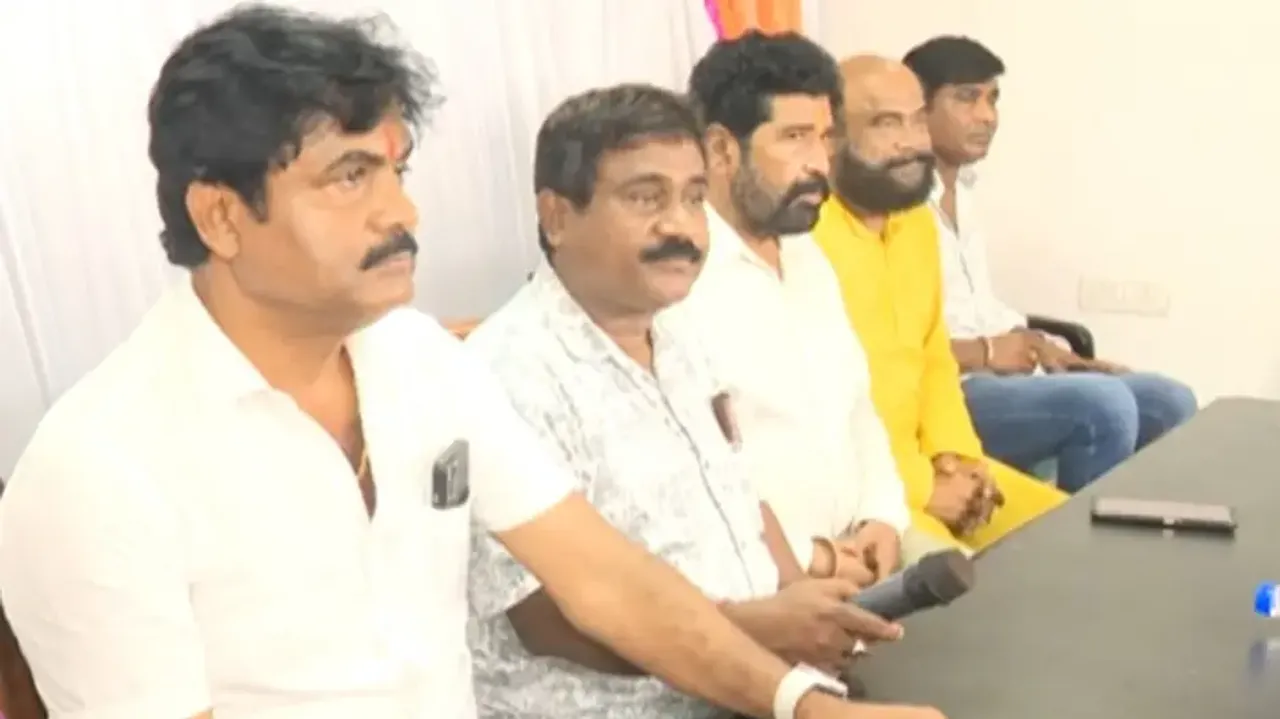 Jatra Artist Union throws weight behind Nari Panda