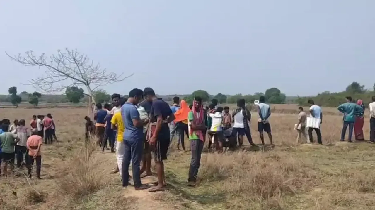 Divorced couple found hanging from tree in Odisha’s Khordha