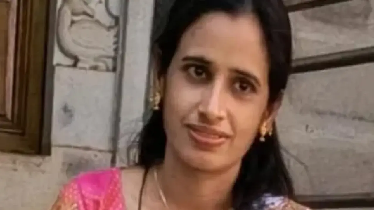 Blackmailed by ex-lover: Teacher who represented K’taka at national level, kills self