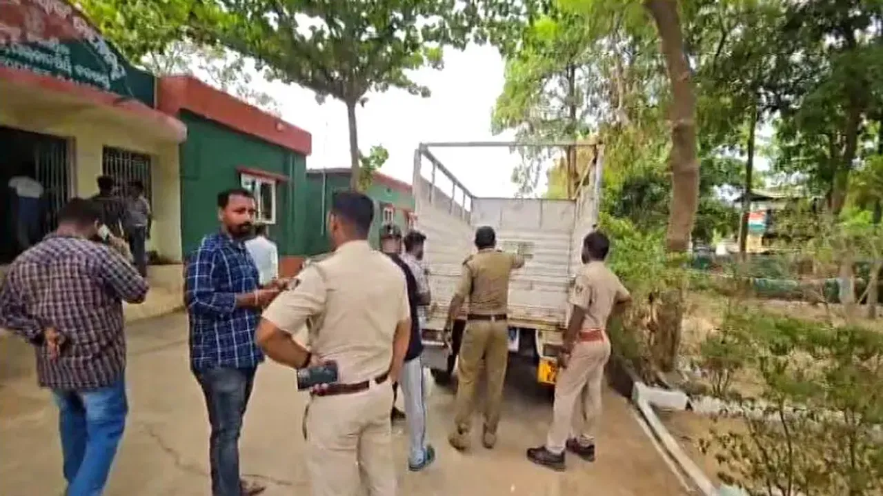 Over 470 turtles of rare species seized while being smuggled in Odisha