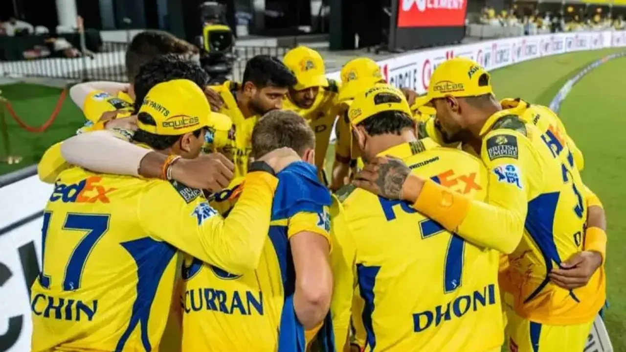 IPL 2025: Upset MS Dhoni loses cool on juniors after CSK suffered defeat against SRH