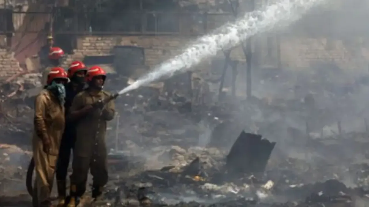 Delhi: Two kids charred to death in slum cluster in Rohini