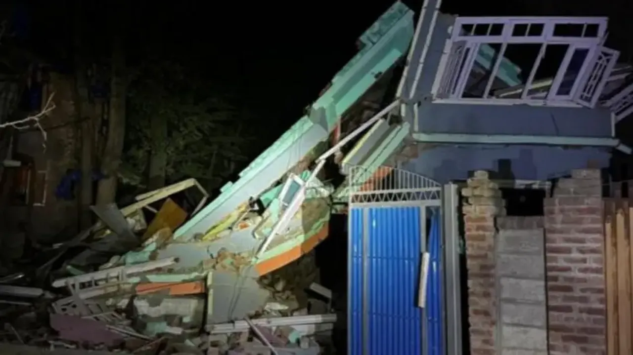 Houses of 3 more suspected terrorists razed in Jammu and Kashmir