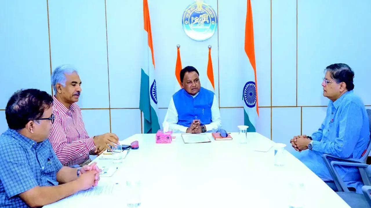 Kendrapara MP Baijayant Panda meets Odisha CM, holds discussions on key development projects
