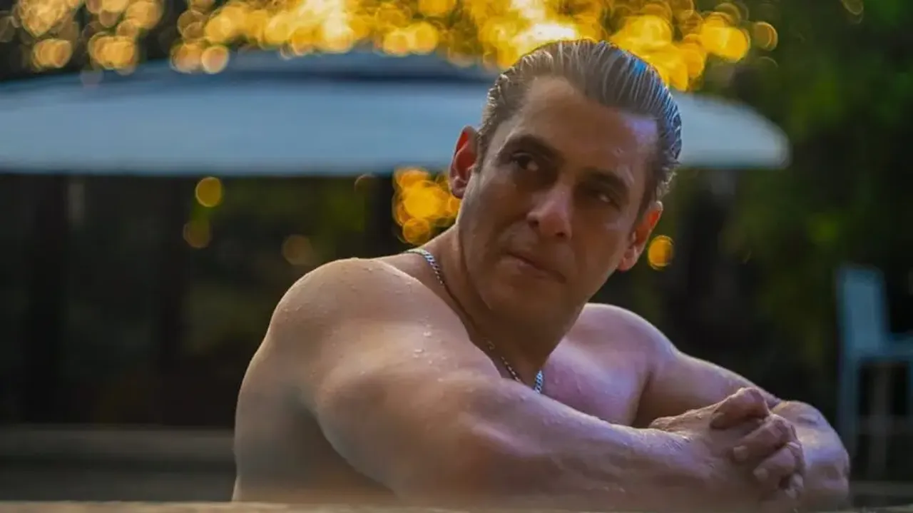 Salman Khan new Andaz sets Internet on fire