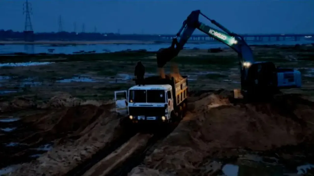 Surge in illegal sand mining in Cuttack raises environmental concerns