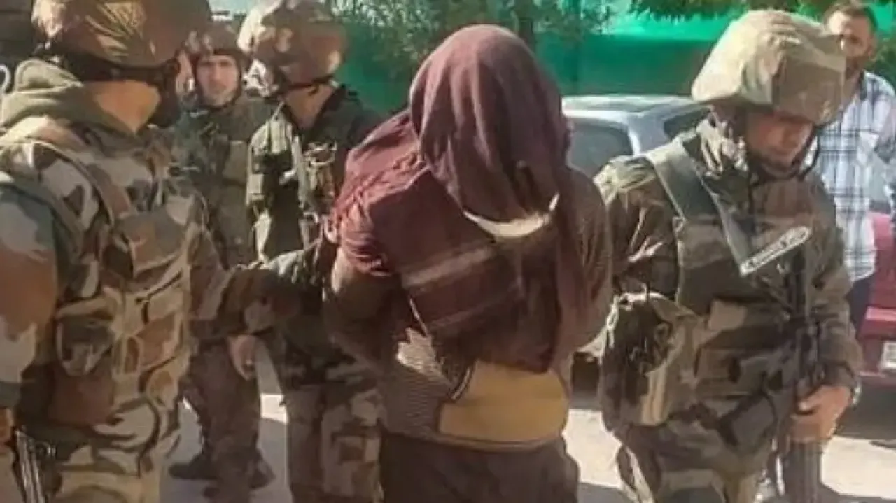 Pakistani intruder arrested along LoC in J-K's Poonch