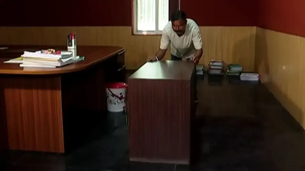 Property of R&B department office in Sambalpur attached over nonpayment of Rs 89 lakh dues