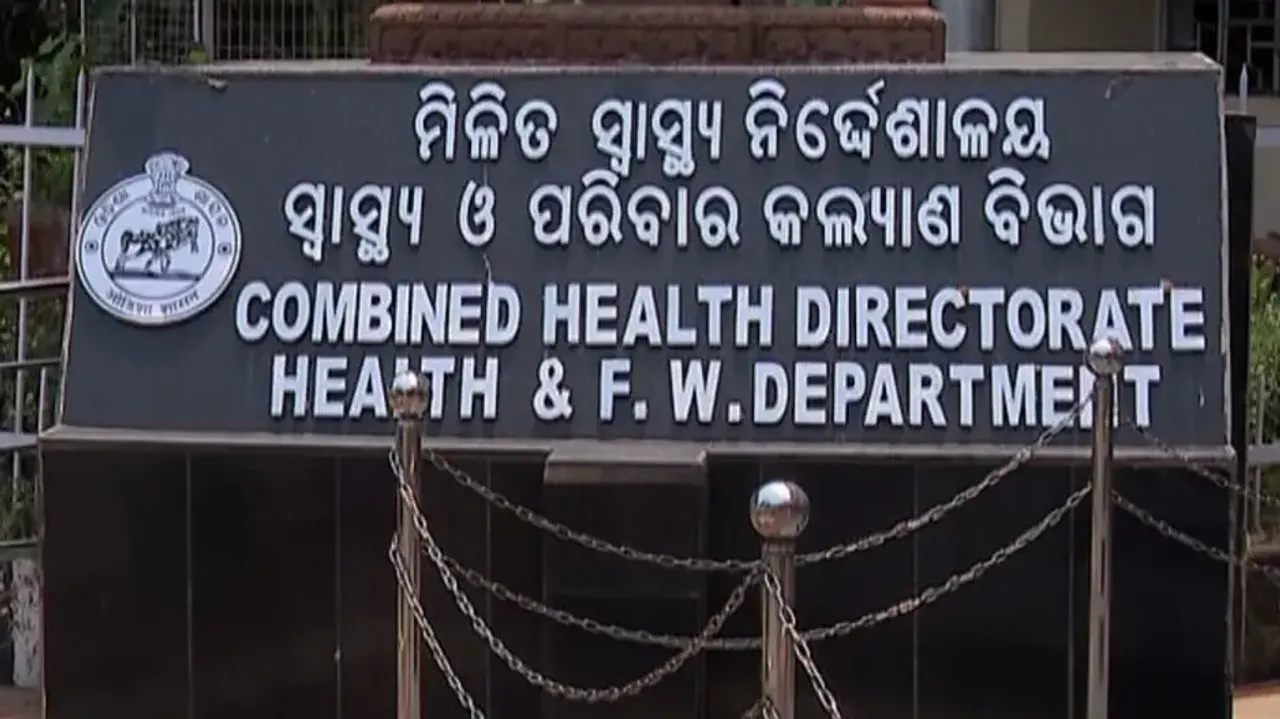Absentee Odisha govt doctors hold important posts, Health Dept issues show cause notices
