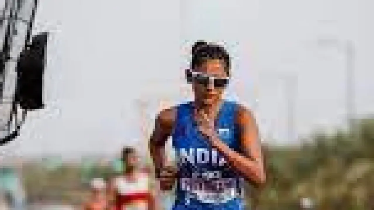 College girl walk race