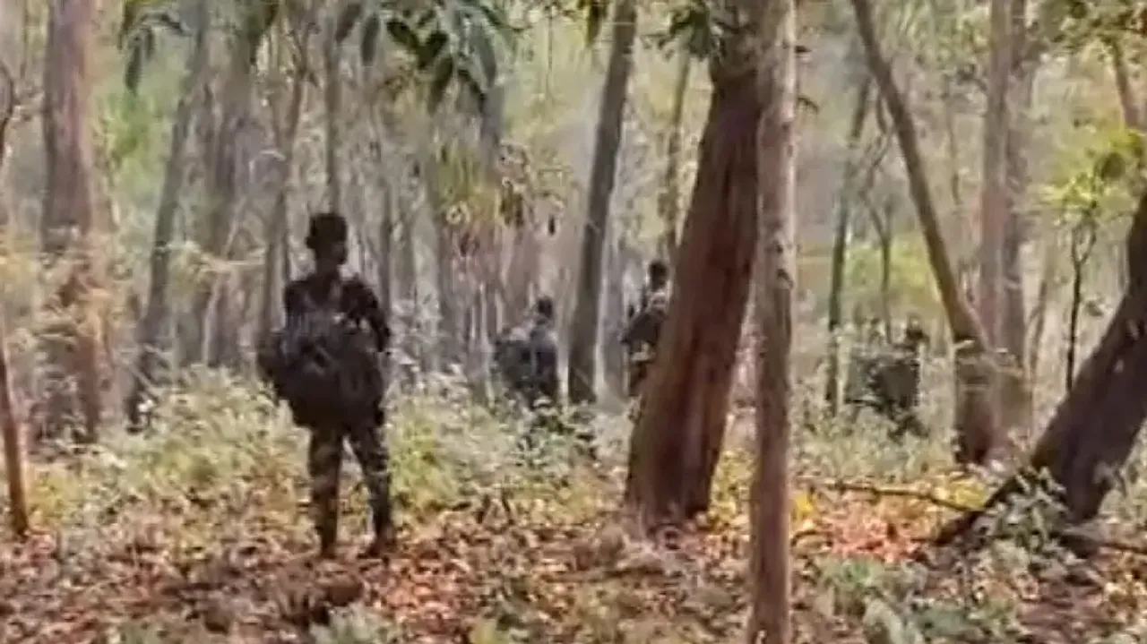 Maoist hand suspected, top Odisha Police officials rush to site