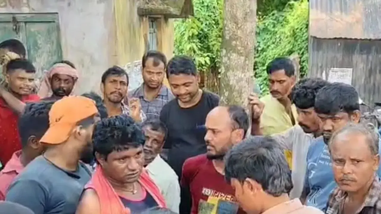 Chain snatcher caught, handed over to police in Balasore