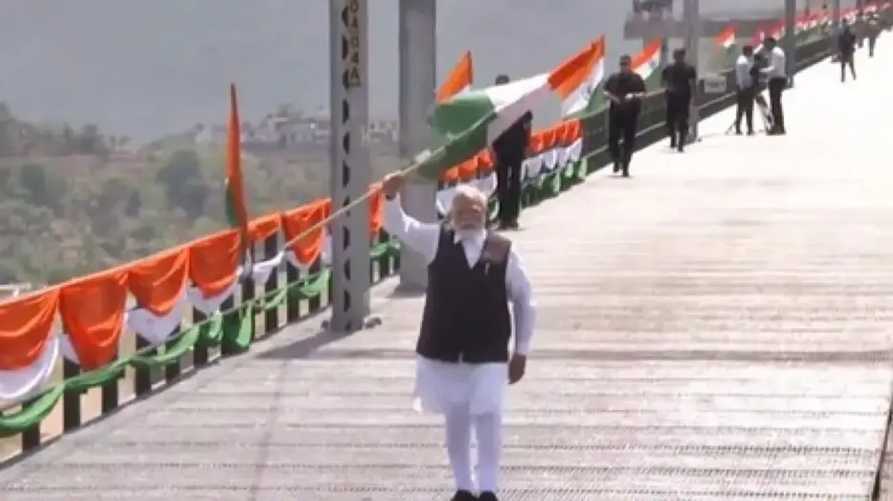 PM Modi inaugurates Chenab Bridge