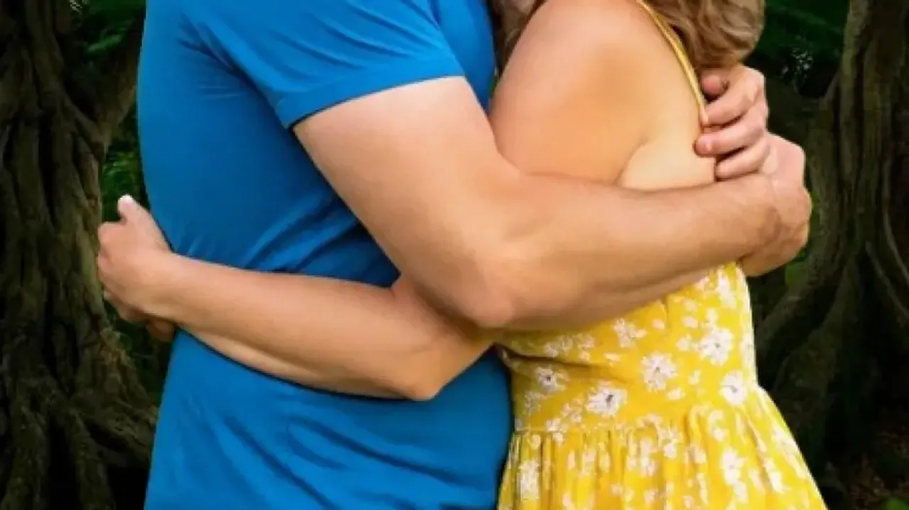 Jaadu ki Jhapi at Rs 600 for 5 minutes Girls hiring Man Mums in China to relieve stress