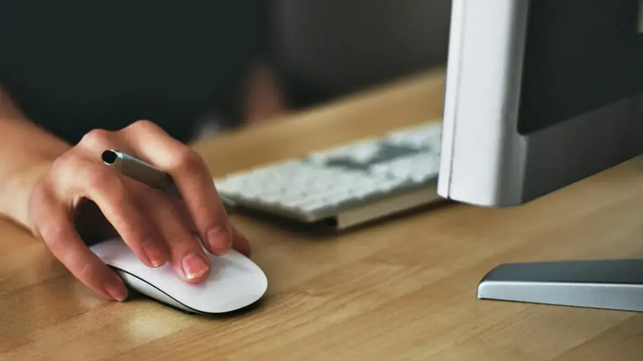 No holiday on 2nd and 4th Saturday; revised framework for operational days and office timings...