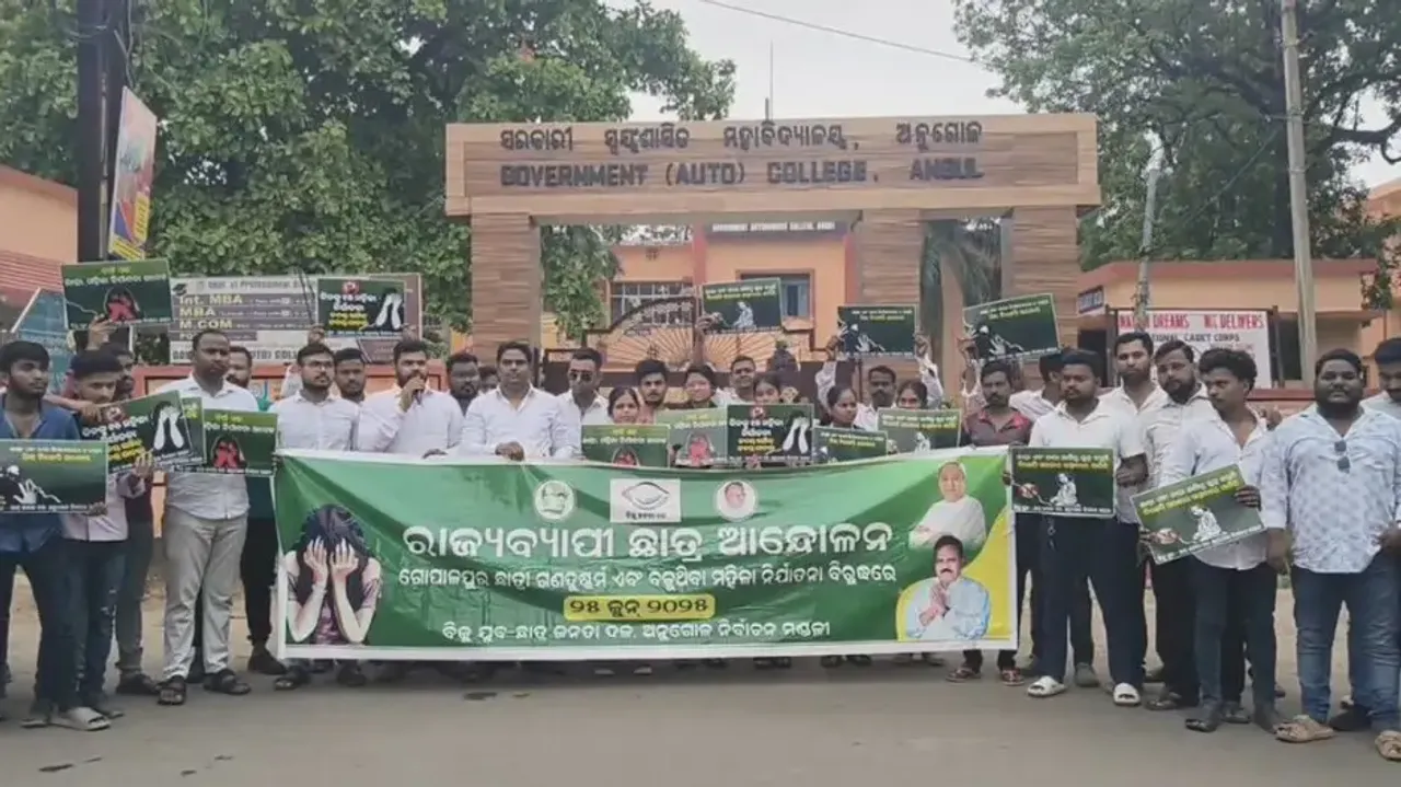 BJD student & youth wings stage agitations across Odisha over rising crimes against women