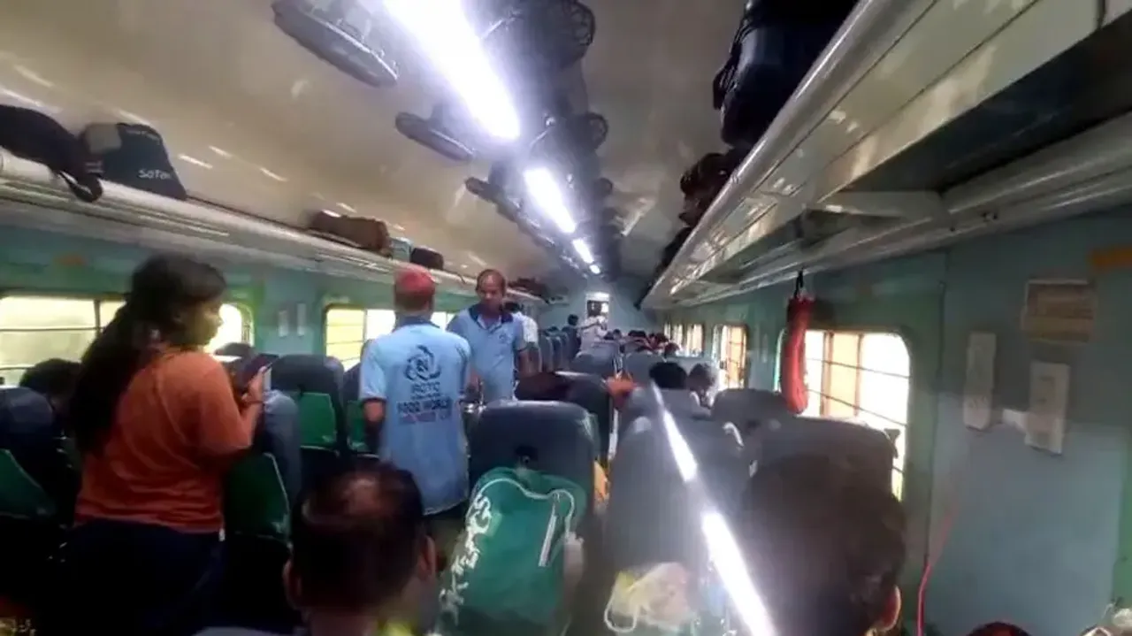 Stones hurled at Jan Shatabdi Express in Odisha, accused man arrested
