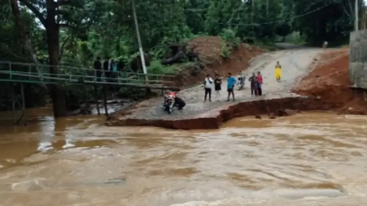 Bridge washed away in Kandhamal 