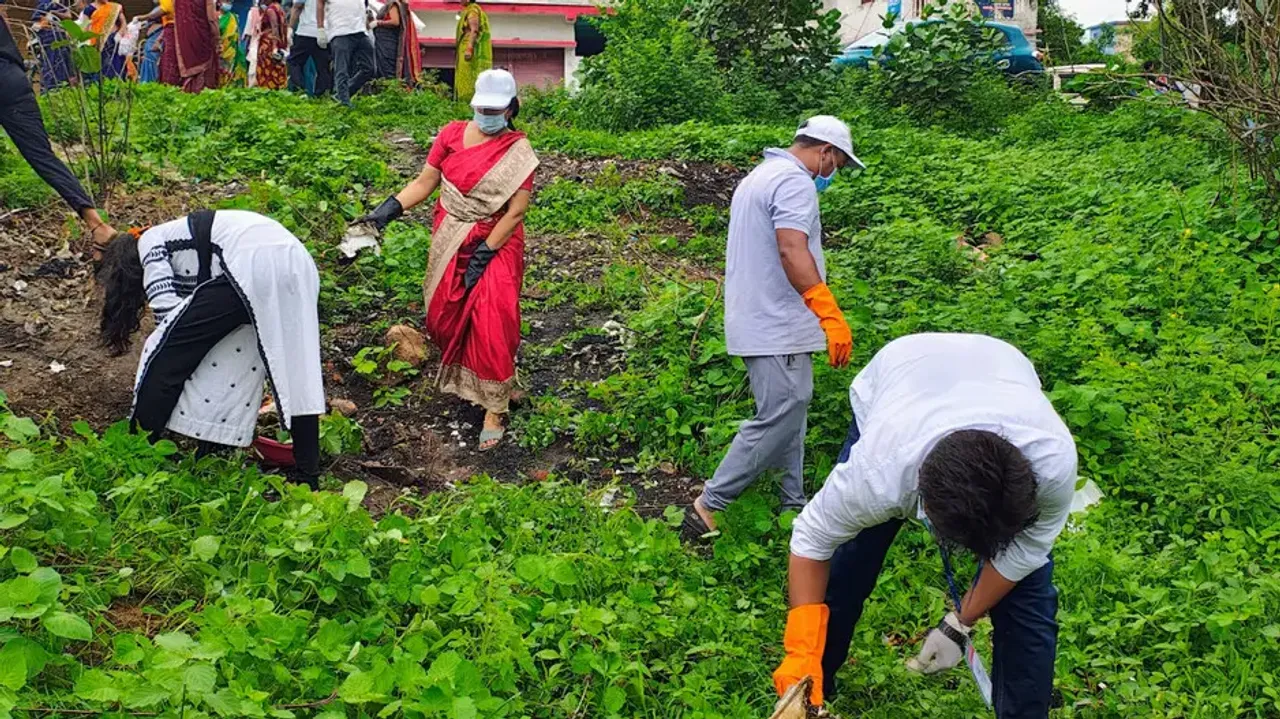 Odisha’s Nuapada enters record books, conducts India’s largest cleanliness and plantation drive
