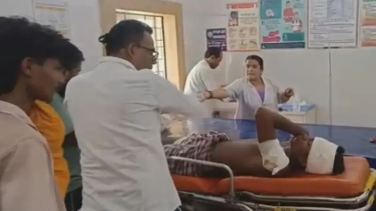 Man stabbed in broad daylight, previous enmity suspected