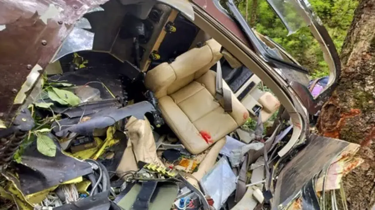Helicopter crash in Uttarakhand