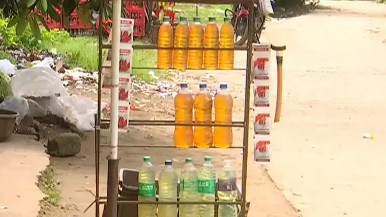 Malkangiri residents oppose ban on petrol sale in bottles