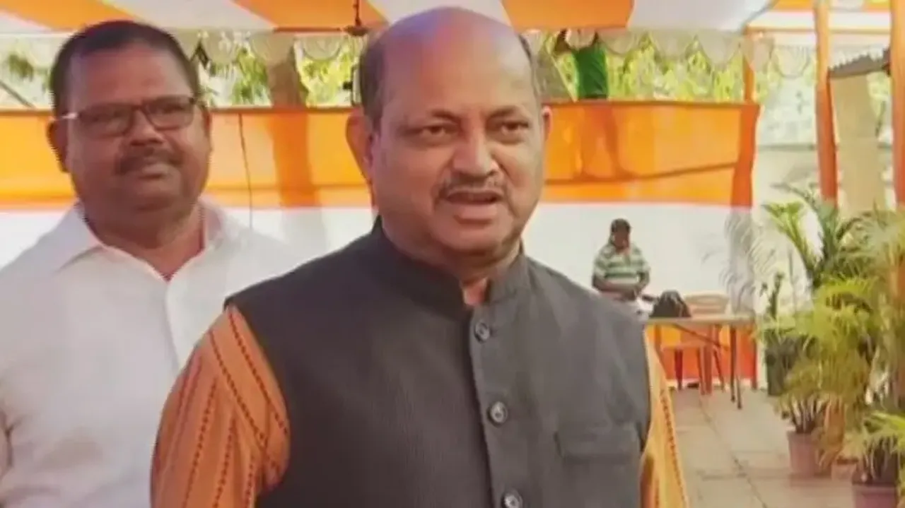 Odisha Cabinet expansion buzz; State BJP Chief Manmohan Samal visits Delhi