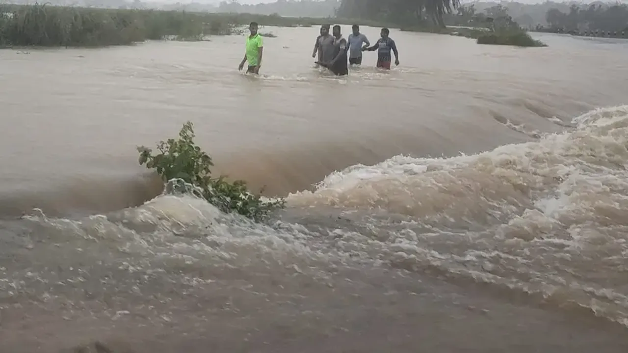 Flood threat escalates in Odisha: Alert sounded as several rivers cross danger mark, Mahanadi under 