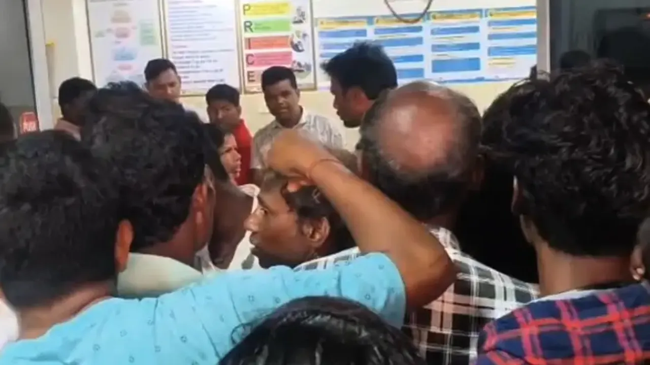 Infant’s death over ‘medical negligence’ sparks tension in Jajpur hospital