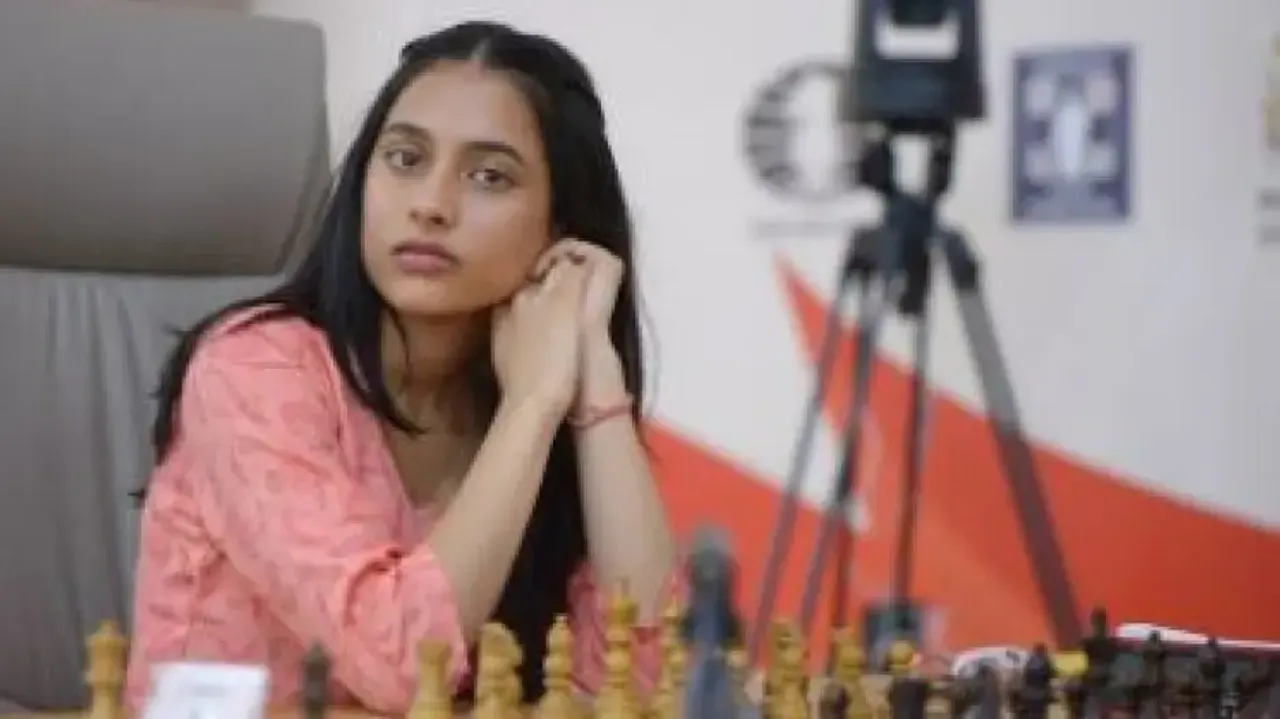 Divya Desmukh 