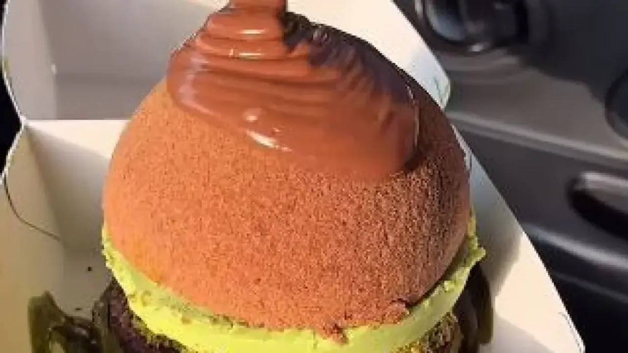 Chocolate Burger 