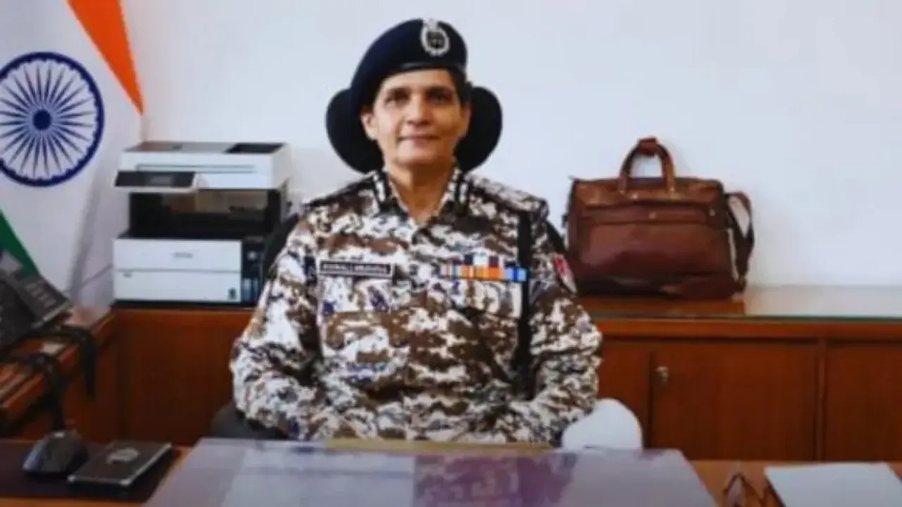 Sonali Mishra assumes charge as first woman DG of RPF 