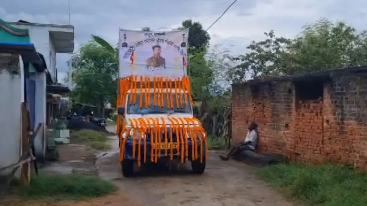 Mortal remains of CISF jawan Manoj Biswal killed in J&K landslide reach native village in Odisha’s D