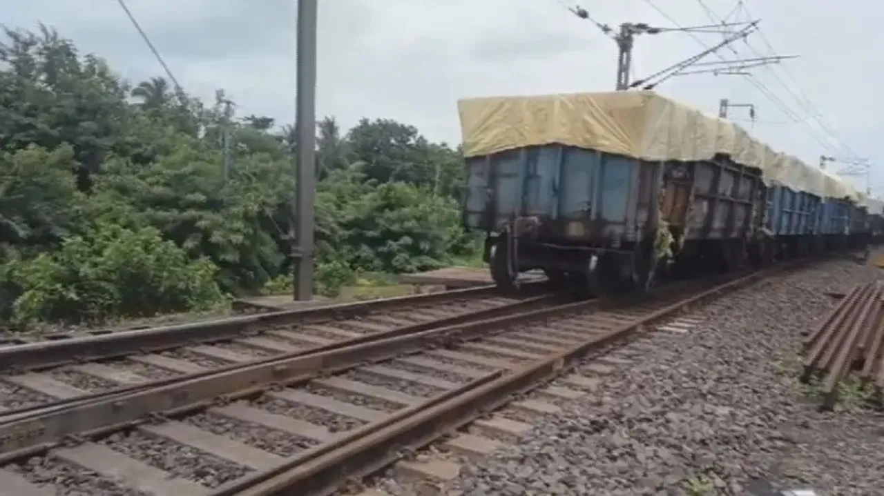 Seven wagons left behind as train engine speeds away at railway station in Odisha