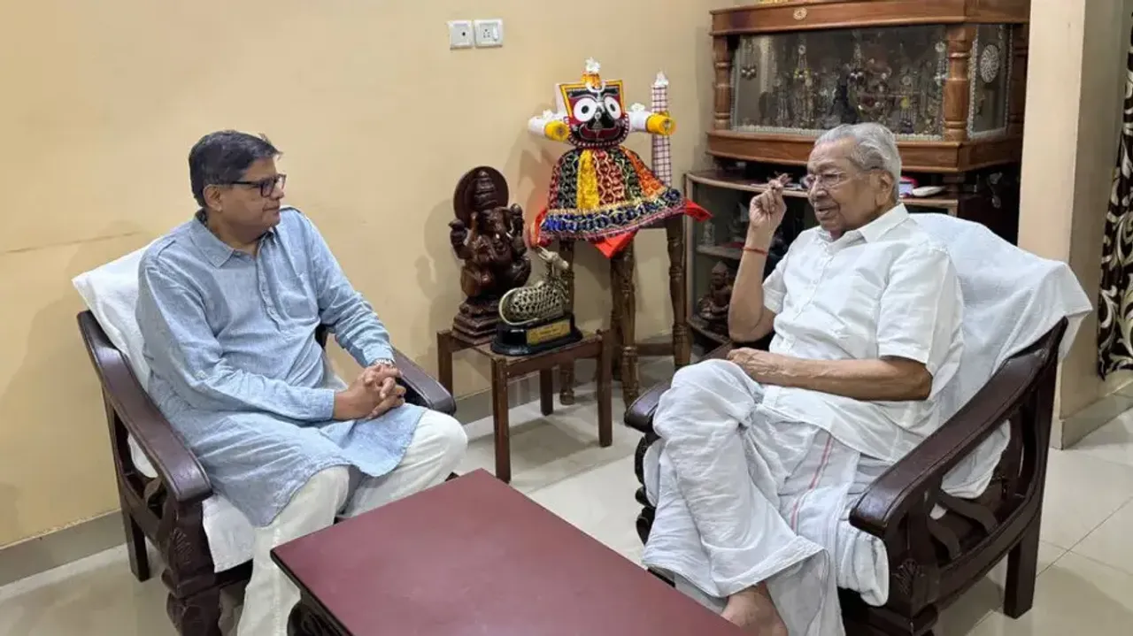 High-level interaction: BJP National VP Baijayant Panda meets former Governor Biswabhusan Harichanda
