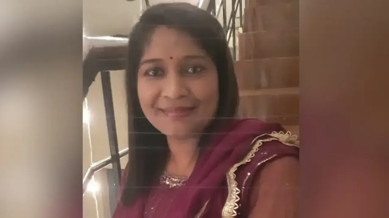 Odisha assistant commissioner of state tax caught taking Rs 25,000 bribe in Bhubaneswar