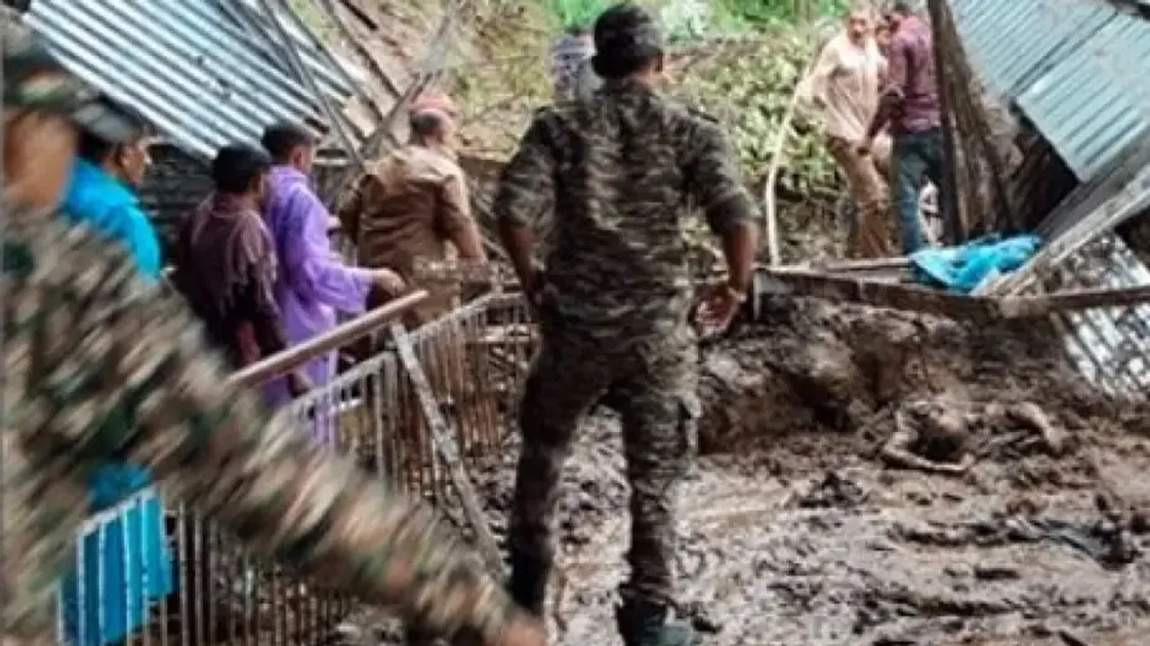 Vaishno Devi landslide: Death toll  rises to 32, 20 injured