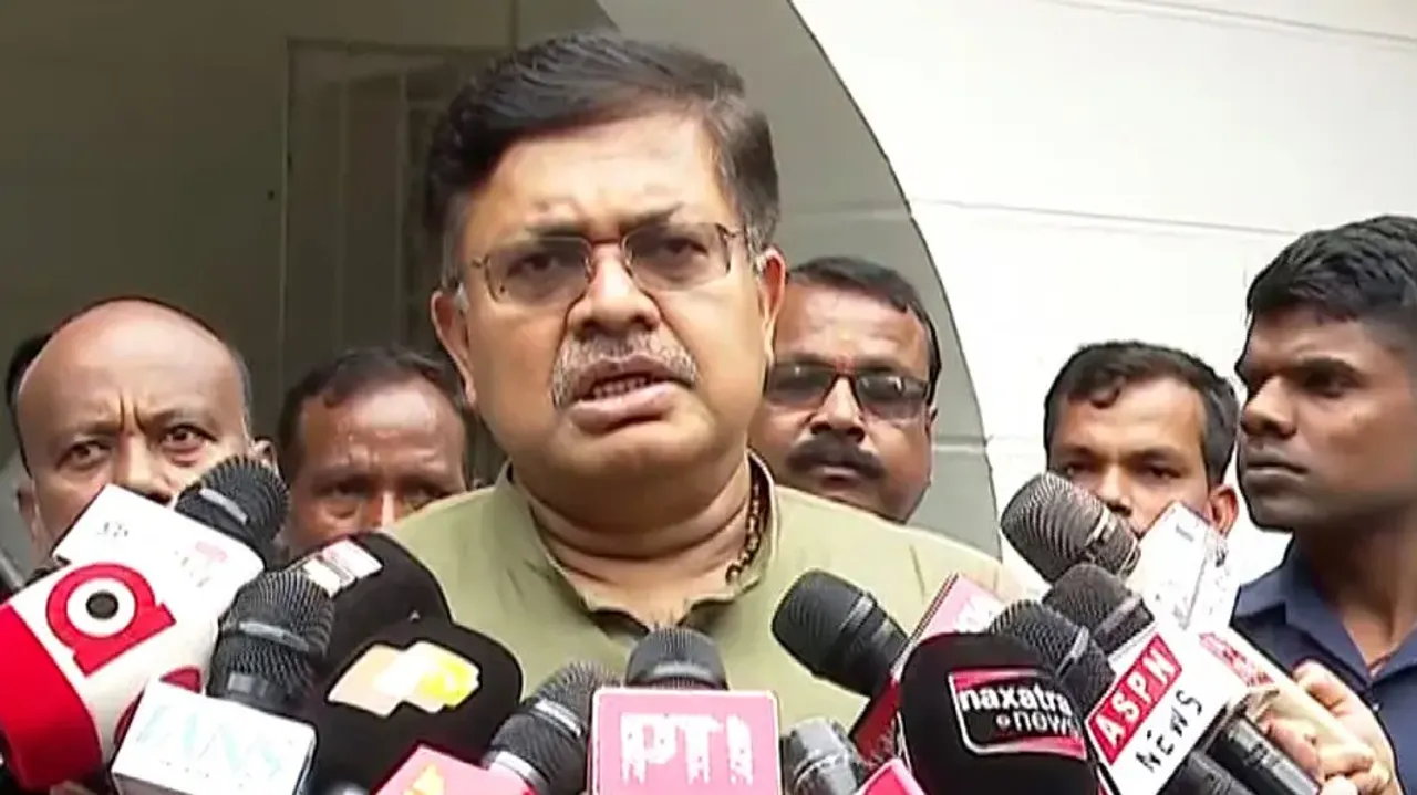 Major roads in Odisha cities, towns to be repaired ahead of puja celebrations: Minister