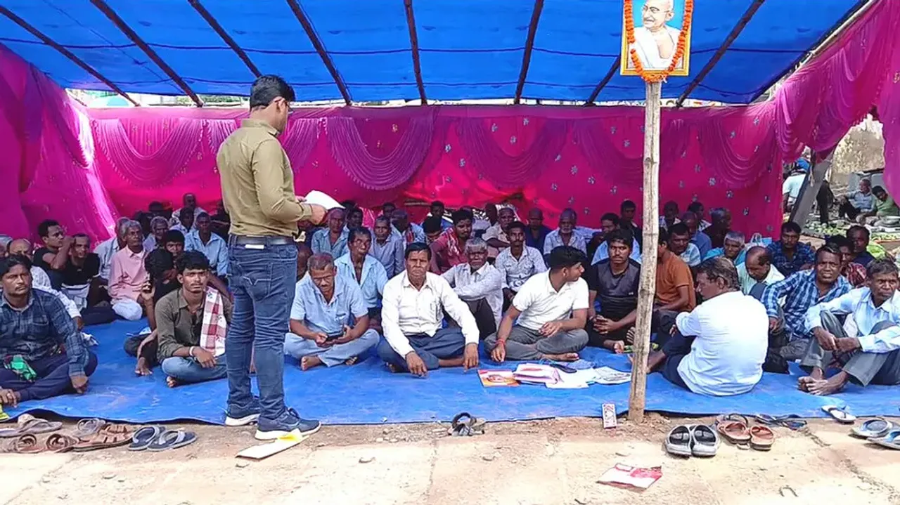 No road to village: Odisha villagers protest outside Collector’s office after 24 years of ignored pl