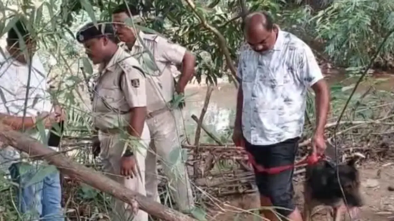 Body of missing girl found from nullah in Odisha''s Angul, locals stage road blockade