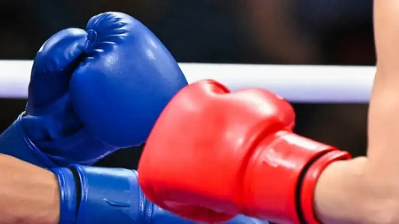 Minakshi punches her way to final in boxing World Championships