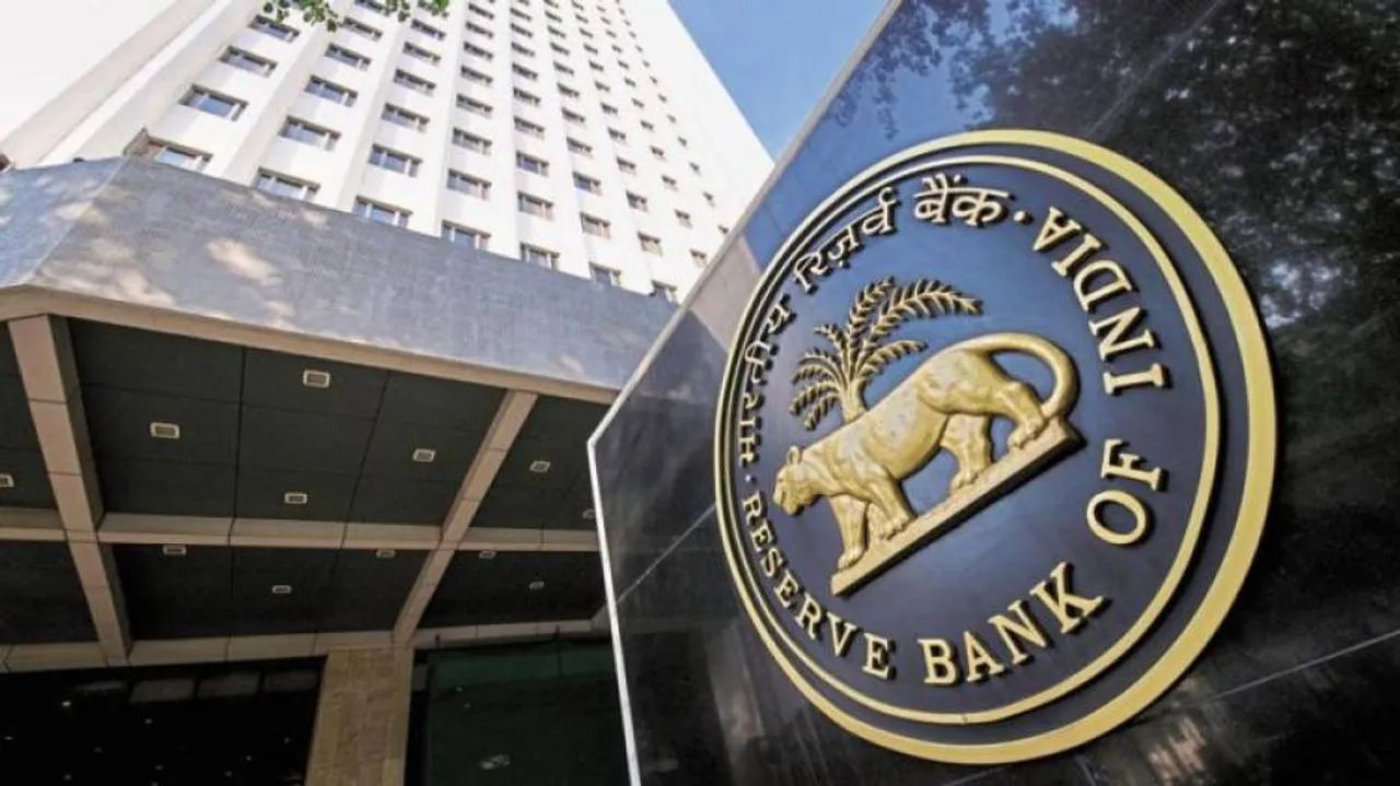 Fund outflows, oil prices to sink rupee further; 75-mark in sight