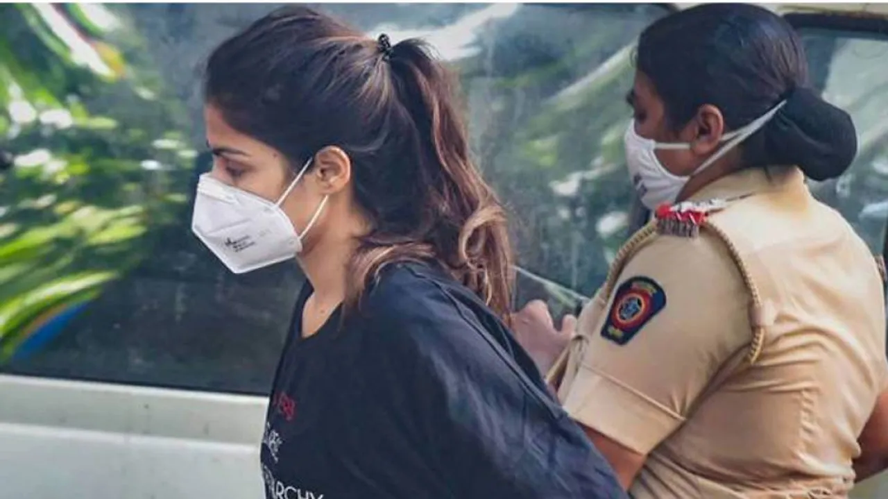 SSR Case: Bollywood Stars Celebrate As Rhea Chakraborty Gets Bail